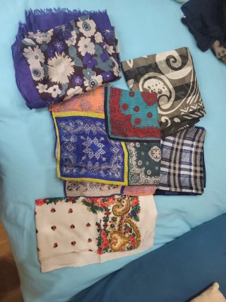 Lote de pañuelos estampados