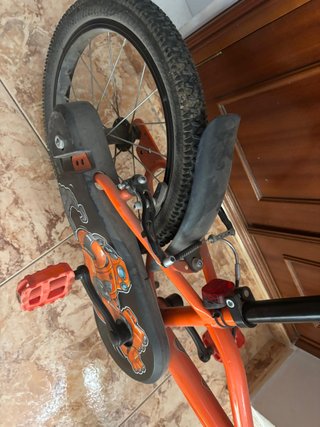 Bicicleta infantil naranja
