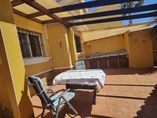 Casa adosada en venta en La Siesta - El Salado - Torreta en Torrevieja