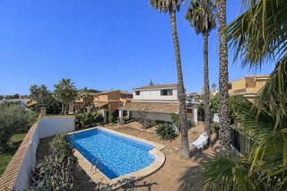 Chalet en venta en Entrepinos en Eliana (l´)