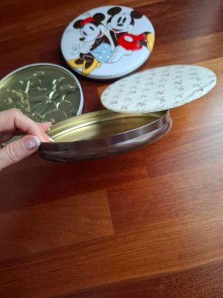 Caja Metálica Disney Mickey y Amigos