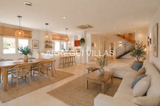 Chalet en venta en Les Marines/Las Marinas en Dénia