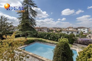 Chalet en venta en Ogíjares