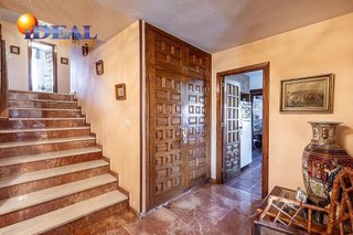 Chalet en venta en Ogíjares