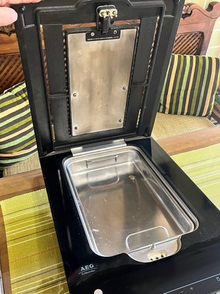 AEG Freidora y Grill para encastrar