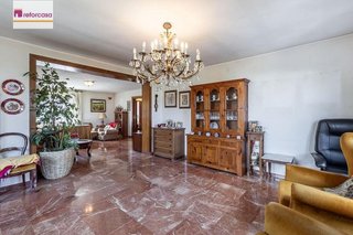 Chalet en venta en Ogíjares