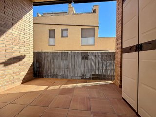 Casa adosada en venta en Santa Margarida i els Monjos