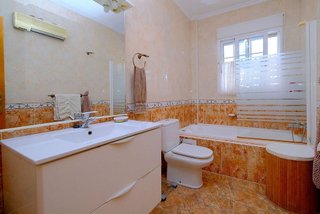 Casa adosada en venta en Campos de Golf - Villa Martin - Los Dolses en Orihuela