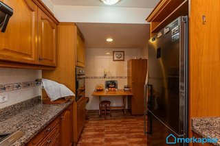 Casa adosada en venta en La Roureda en Viladecans