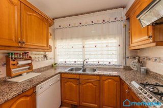 Casa adosada en venta en La Roureda en Viladecans