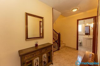 Casa adosada en venta en La Roureda en Viladecans