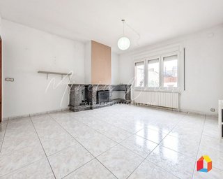 Casa pareada en venta en Tona