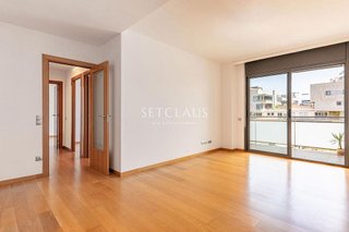 Piso en venta en Port en Badalona