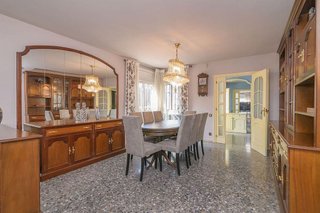 Chalet en venta en Sant Vicenç dels Horts
