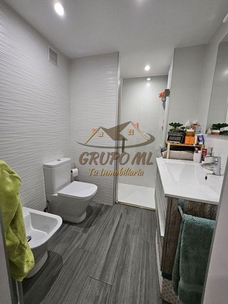 Piso en venta en Hospital en Jaén
