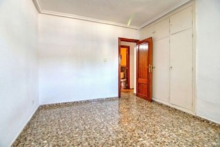 Piso en venta en Virgen del Remedio en Alicante