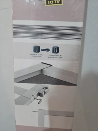 Mosquitera para puertas con marco