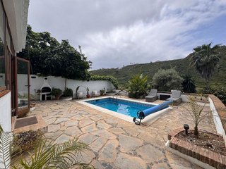 Casa rural en venta en El Castillo en Manilva