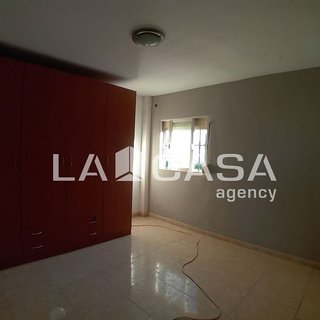 Chalet en venta en La Granja-La Colina-Los Pastores en Algeciras