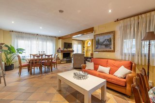 Chalet en venta en Residencial Triana - Barrio Alto en Gabias (Las)