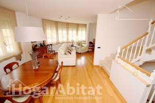 Casa adosada en venta en Cariñena - Carinyena en Villarreal