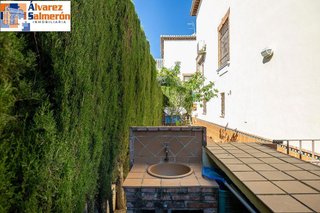 Chalet en venta en Zubia (La)