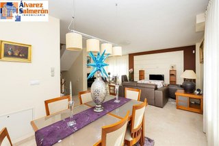 Chalet en venta en Zubia (La)