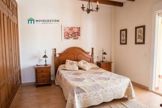 Chalet en venta en Ubrique