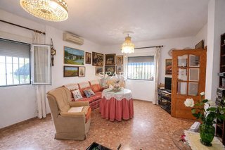 Chalet en venta en Valencina de la Concepción