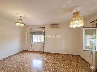 Chalet en venta en Valencina de la Concepción