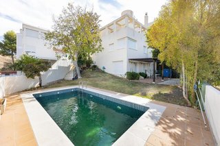 Chalet en venta en Bola de Oro - Serrallo en Granada