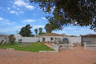 Chalet en venta en Pinar de los Franceses - Marquesado en Chiclana de la Frontera