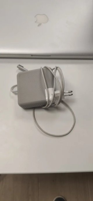 MacBook Pro 13 Apple