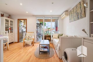 Piso en venta en La Pineda en Castelldefels