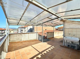Piso en venta en Santa Clara-Caputxins-Hospital en Vic