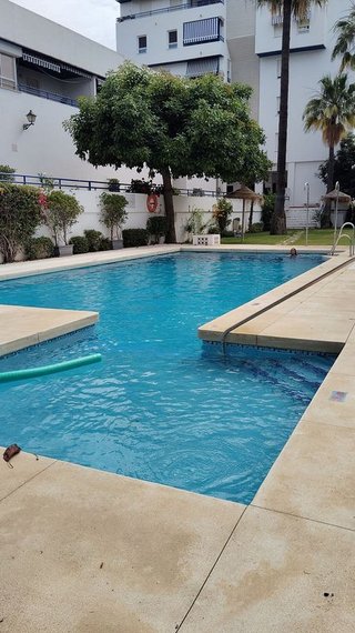 Piso en alquiler en Playa de la Fontanilla en Marbella