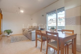 Piso en venta en Franqueses del Vallès, les