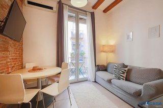 Piso en venta en El Raval en Barcelona
