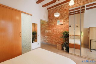 Piso en venta en El Raval en Barcelona