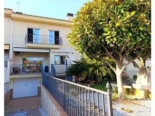 Casa adosada en venta en Poblenou en Pineda de Mar