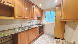 Piso en venta en Badia del Vallès
