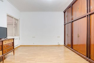 Piso en venta en Sants en Barcelona