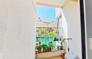Piso en venta en El Carmel en Barcelona