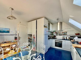 Ático en venta en Puerto de la Duquesa en Manilva