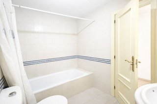 Piso en venta en Chaparil - Torrecilla en Nerja