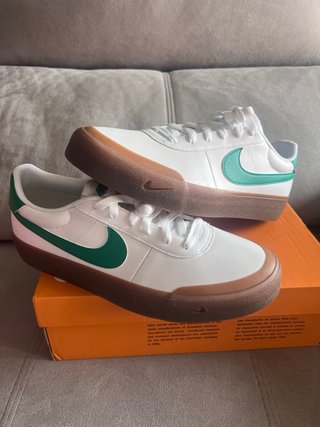 Zapatillas Nike Blancas y Verdes Talla 43 nuevas