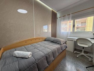 Piso en venta en Avda. de Abril. - 9 de octubre en Sagunto