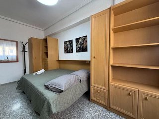 Piso en venta en Avda. de Abril. - 9 de octubre en Sagunto