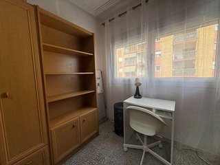 Piso en venta en Avda. de Abril. - 9 de octubre en Sagunto