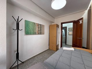 Piso en venta en Avda. de Abril. - 9 de octubre en Sagunto